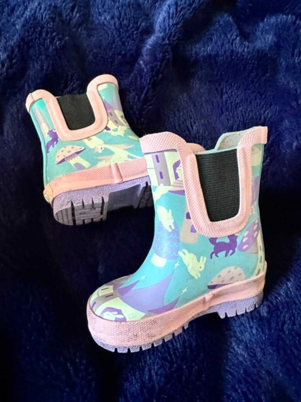 Jan and Juls rain boots toddler size 4